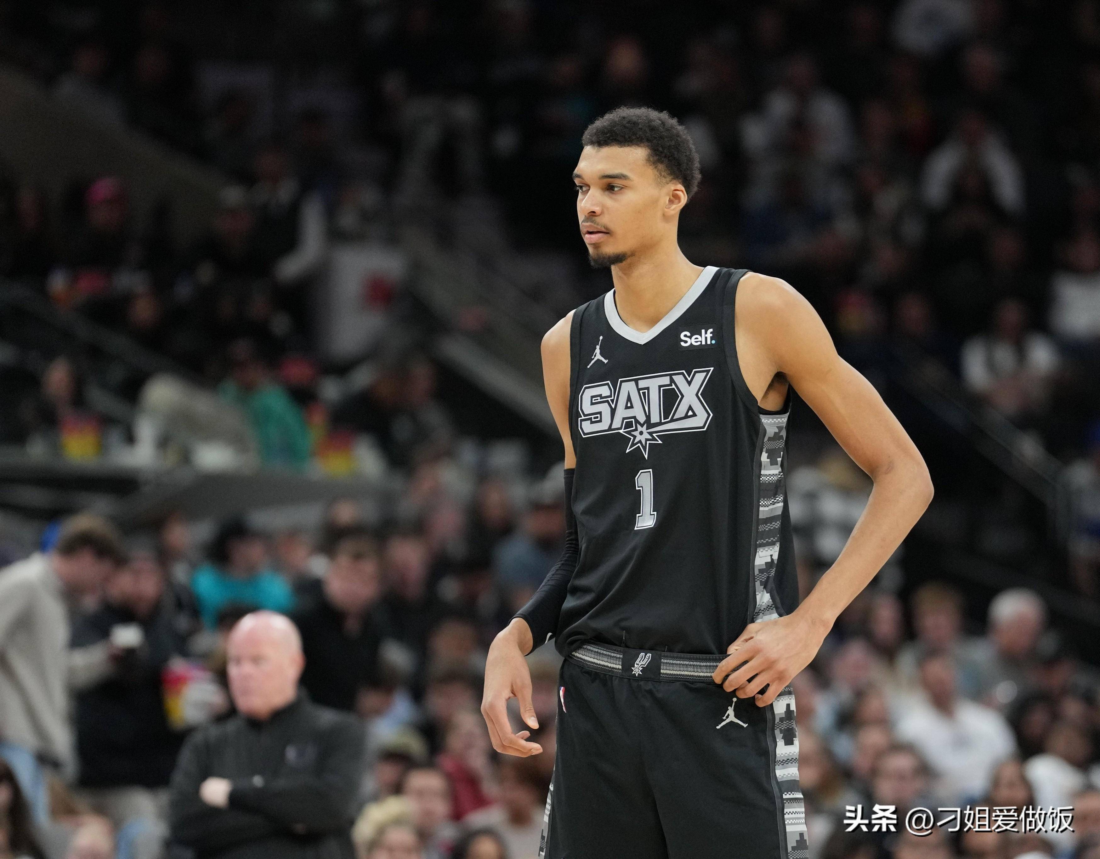 环足奖年度最佳新星候选：杜埃、若昂-内维斯、斯凯利在列（环足奖年度新星提名公布：杜埃、若昂-内维斯、斯凯利入选）