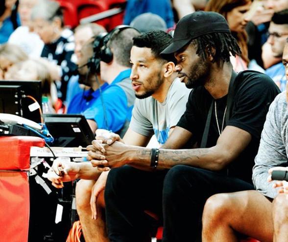 亚冠5轮1分！海港主帅赛后表演语言艺术：球迷打脸，蓉城再补一刀（亚冠5战仅1分！海港主帅赛后秀话术，球迷回击，蓉城再添一刀）