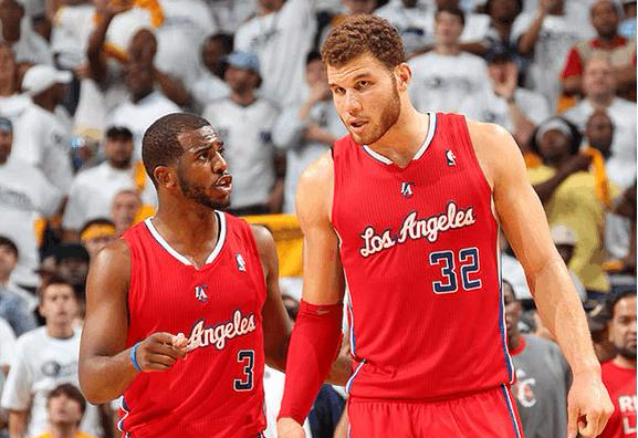 卡拉格：球迷们高喊斯洛特令人动容，在获胜后我真心为他开心（卡拉格：球迷为斯洛特的呼声令人动容，赢球后我由衷替他高兴）