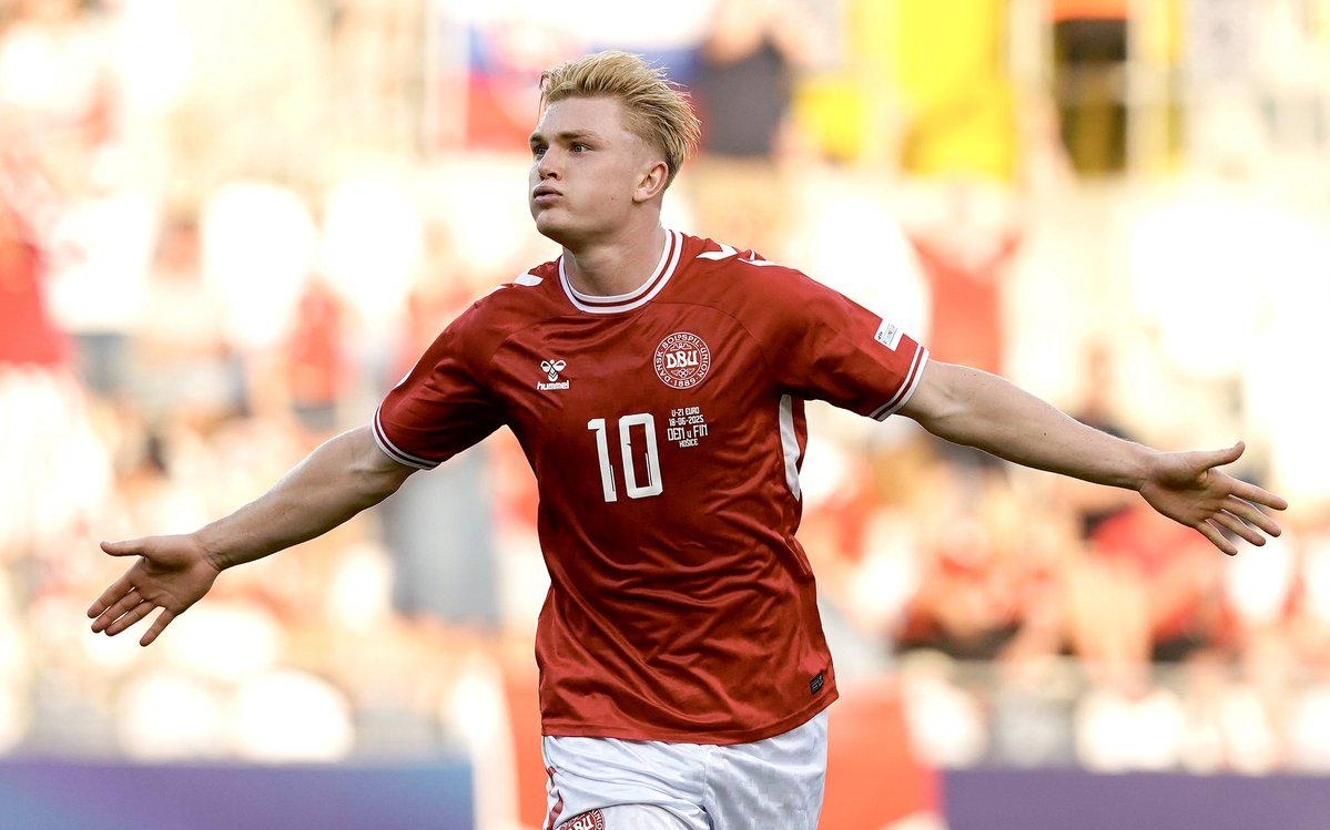 官宣喜讯！东契奇二娃出生引热议 湖人官方祝贺詹姆斯发声：恭喜兄弟