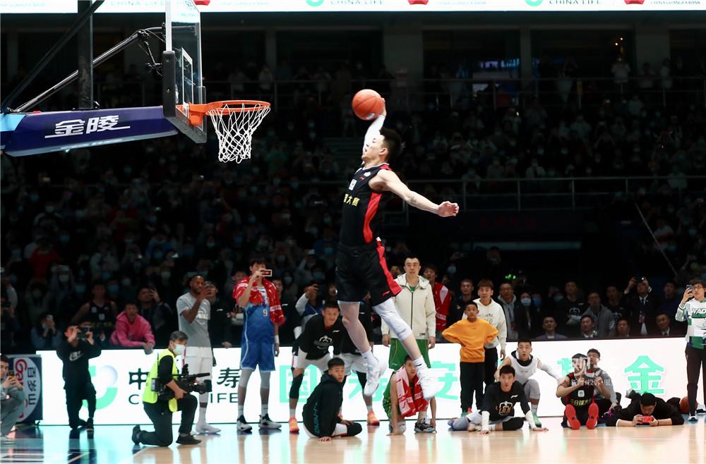 德转列阿森纳+拜仁历史最贵阵容：萨卡、穆西亚拉、凯恩领衔（德转公布阿森纳与拜仁史上最贵阵容：凯恩、萨卡、穆西亚拉领衔）