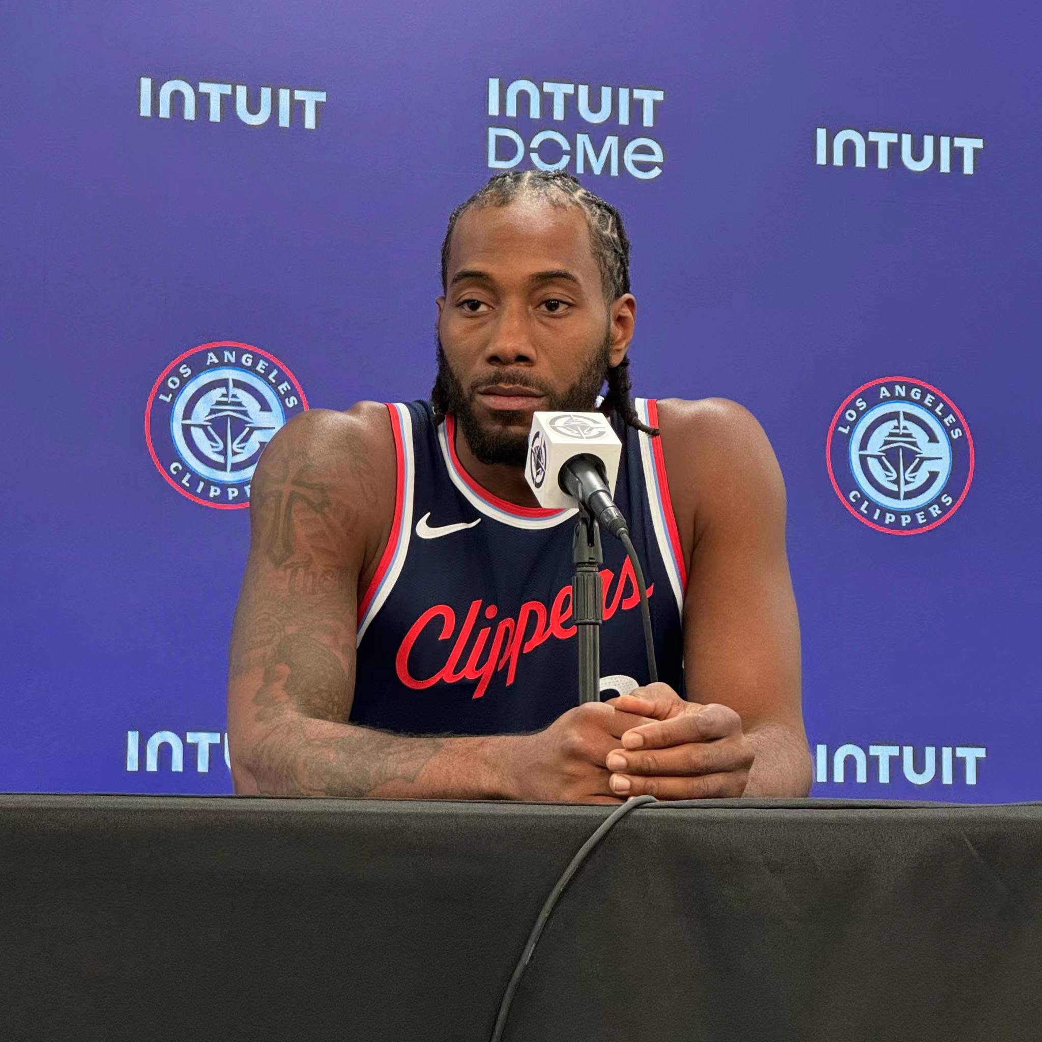 欧冠：巴黎2-1战胜曼联（欧冠赛场，巴黎2比1力克曼联）